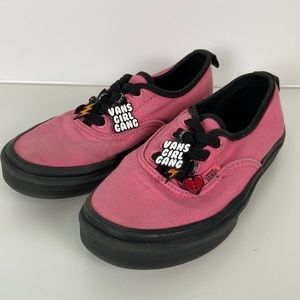 Vans skater skateboard shoes pink and black with charms, girls 1